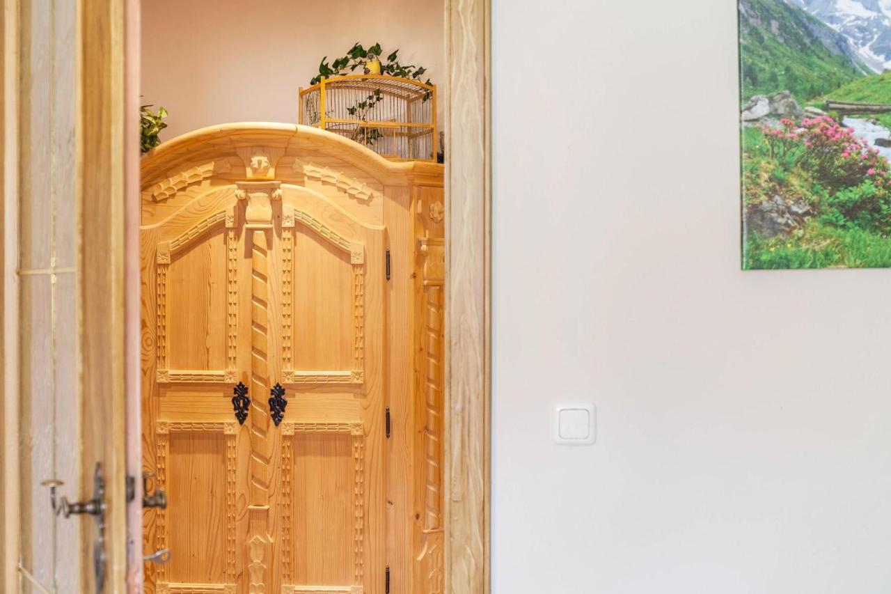 Ferienwohnung Waldruhe Garmisch-Partenkirchen Dış mekan fotoğraf